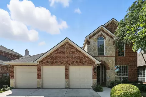 1044 Dayton Dr, Lantana, TX 76226