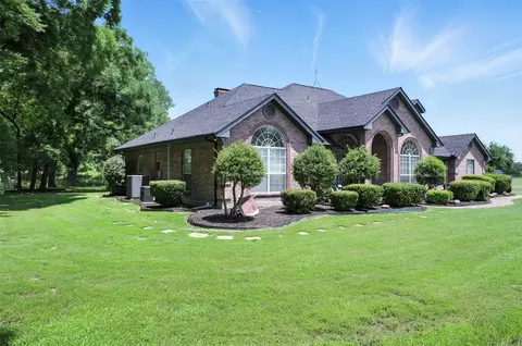 2134 Rs County Road 1520, Point, TX 75472