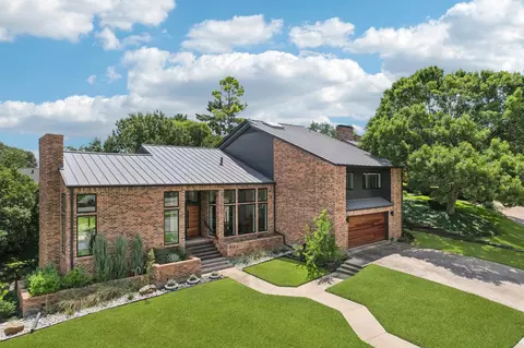 3712 Hidalgo St, Irving, TX 75062