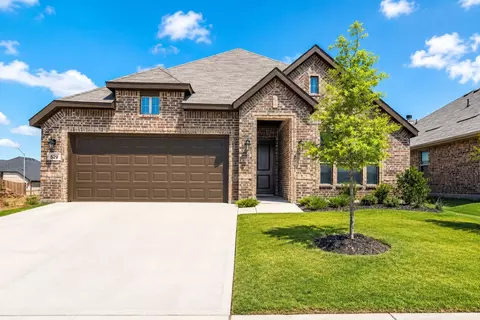 529 Lela Cir, Keene, TX 76059