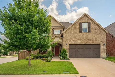 8242 Horsetail Ct, Dallas, TX 75252