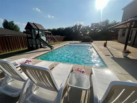 1300 Marble Cove Ln, Denton, TX 76210