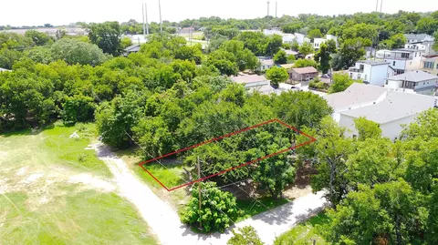 1304 Bliss St, Dallas, TX 75203