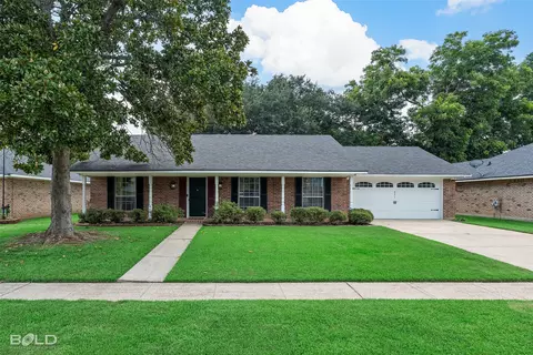 521 Rock Hollow Dr, Shreveport, LA 71115