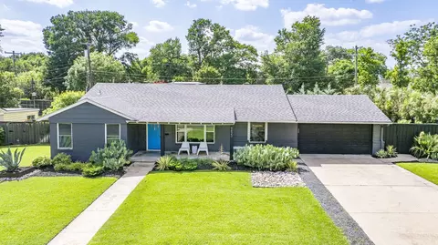9823 Kilarney Dr, Dallas, TX 75218