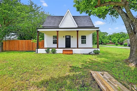 700 S Denny St, Howe, TX 75459