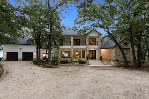 1072 Oak Hill Rd, Valley View, TX 76272