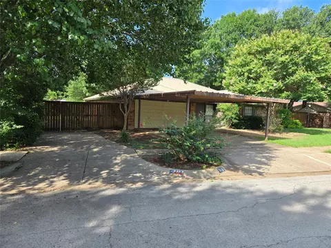 713 Sierra Blanca Dr, Saginaw, TX 76179