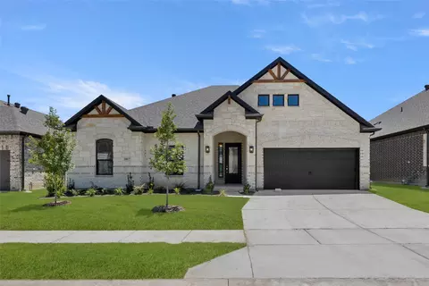 1017 Moss Grove Trl, Justin, TX 76247