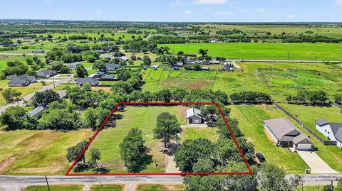 4612 Elementary Dr, Southmayd, TX 76273