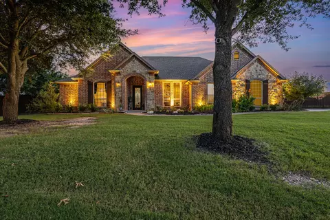 4031 Josh Ct, Midlothian, TX 76065