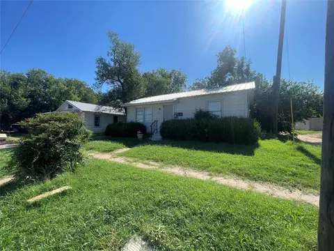 605 Van Buren St, Wichita Falls, TX 76301