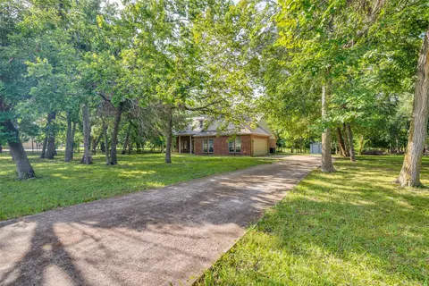 9753 Sunset Dr, Lavon, TX 75166