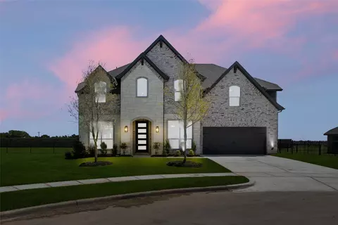 363 Paddle Boat Dr, Granbury, TX 76049