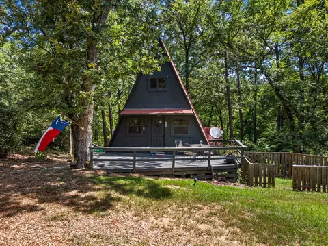 299 County Road 2609, Pittsburg, TX 75686