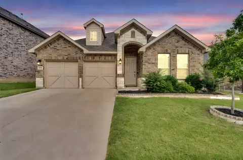 8916 Horse Herd Dr, Fort Worth, TX 76123