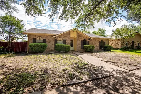 5614 Christie Ln, Garland, TX 75044