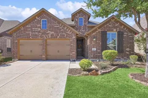 2216 Paige Ct, Carrollton, TX 75006