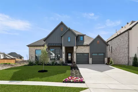 221 Lantern Ridge Dr, Aledo, TX 76008
