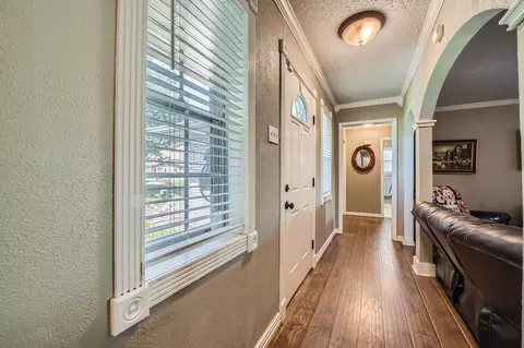 Entry Way - 3814 Calgary Ct E, Irving, TX 75062 photo 1 of 1