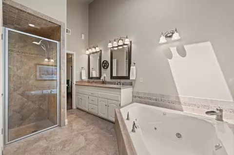 804 Park Hill Dr, Euless, TX 76040 photo 25