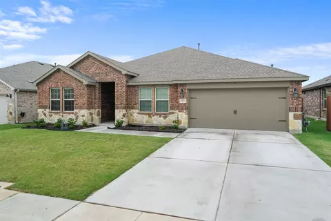 Exterior - 1913 Hampton St, Anna, TX 75409 photo 4 of 5