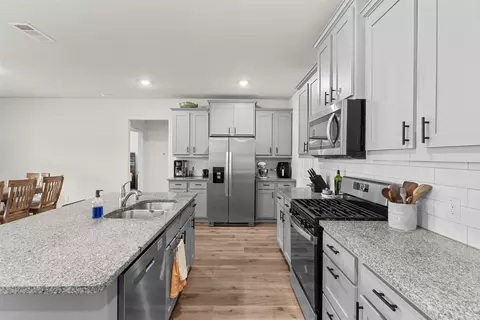 Kitchen - 1913 Hampton St, Anna, TX 75409 photo 1 of 3