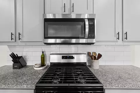 Kitchen - 1913 Hampton St, Anna, TX 75409 photo 2 of 3