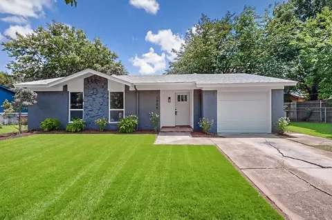 1004 E Dallas St, Mansfield, TX 76063