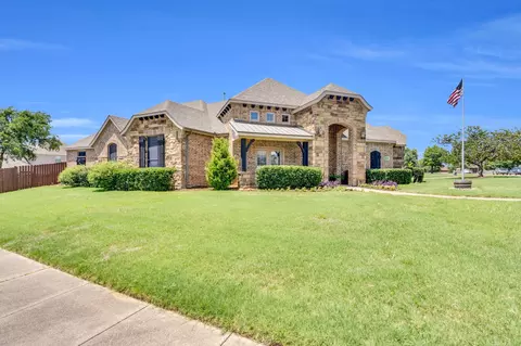 1891 Cimarron Trl, Midlothian, TX 76065