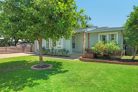 707 Sycamore St, Weatherford, TX 76086