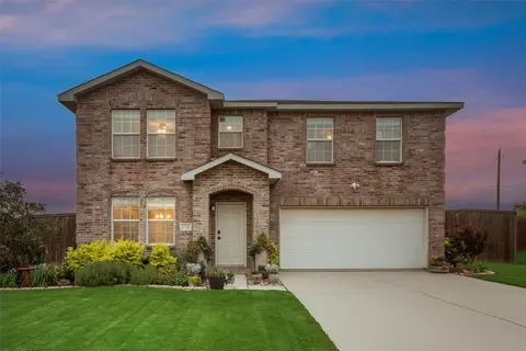 6716 Saddle Ct, Denton, TX 76210