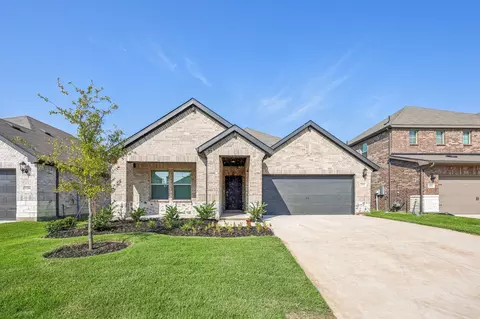 3304 Pat Mayse Dr, Farmersville, TX 75442