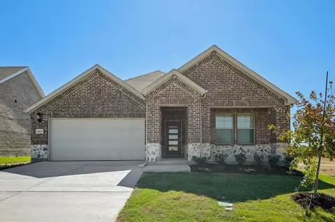 6653 Valley Lake Ln, Fort Worth, TX 76123