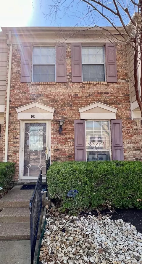 613 Carriagehouse Ln #8D, Garland, TX 75040