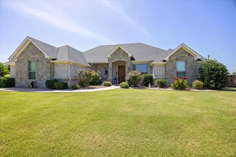 3912 Homestead Ct, Granbury, TX 76049