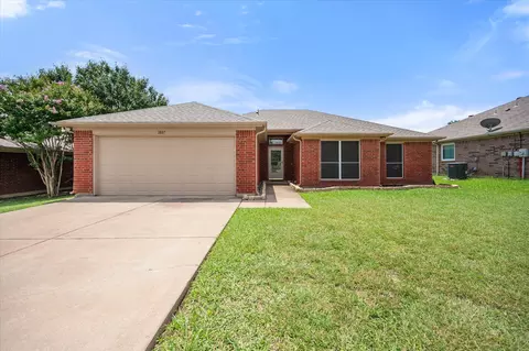 1807 Cozumel Dr, Mansfield, TX 76063