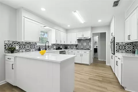 4721 Whistler Dr, Fort Worth, TX 76133