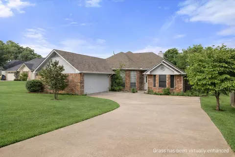 3905 Frisco Cir, Granbury, TX 76048
