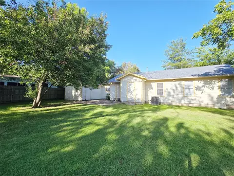 Exterior - 2503 Taylor St, Commerce, TX 75428 photo 12 of 12