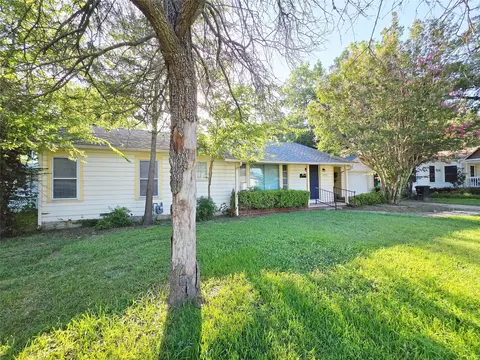 Exterior - 2503 Taylor St, Commerce, TX 75428 photo 2 of 12