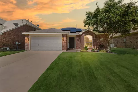 6145 Shad Dr, Fort Worth, TX 76179