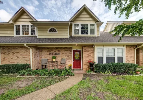 3602 Soft Wind Ct, Grapevine, TX 76051