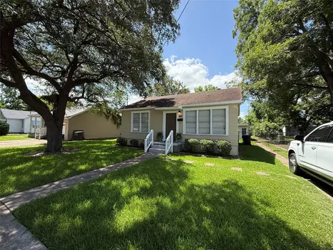 2112 Clovis St, Bossier City, LA 71111