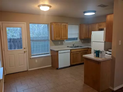 149 Stewart Bend Ct, Azle, TX 76020 photo 8