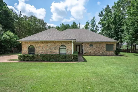 343 Meadow View Path, Holly Lake Ranch, TX 75765