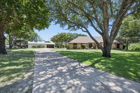 14170 Rainbow Dr, Forney, TX 75126