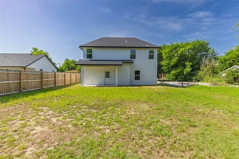 Exterior - 749 E Marshall Ave, Cooper, TX 75432 photo 3 of 7