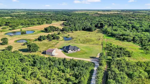 2340 Wright Rd, Sherman, TX 75092