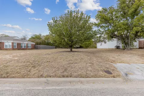 6404 Camp Bowie Blvd, Fort Worth, TX 76116